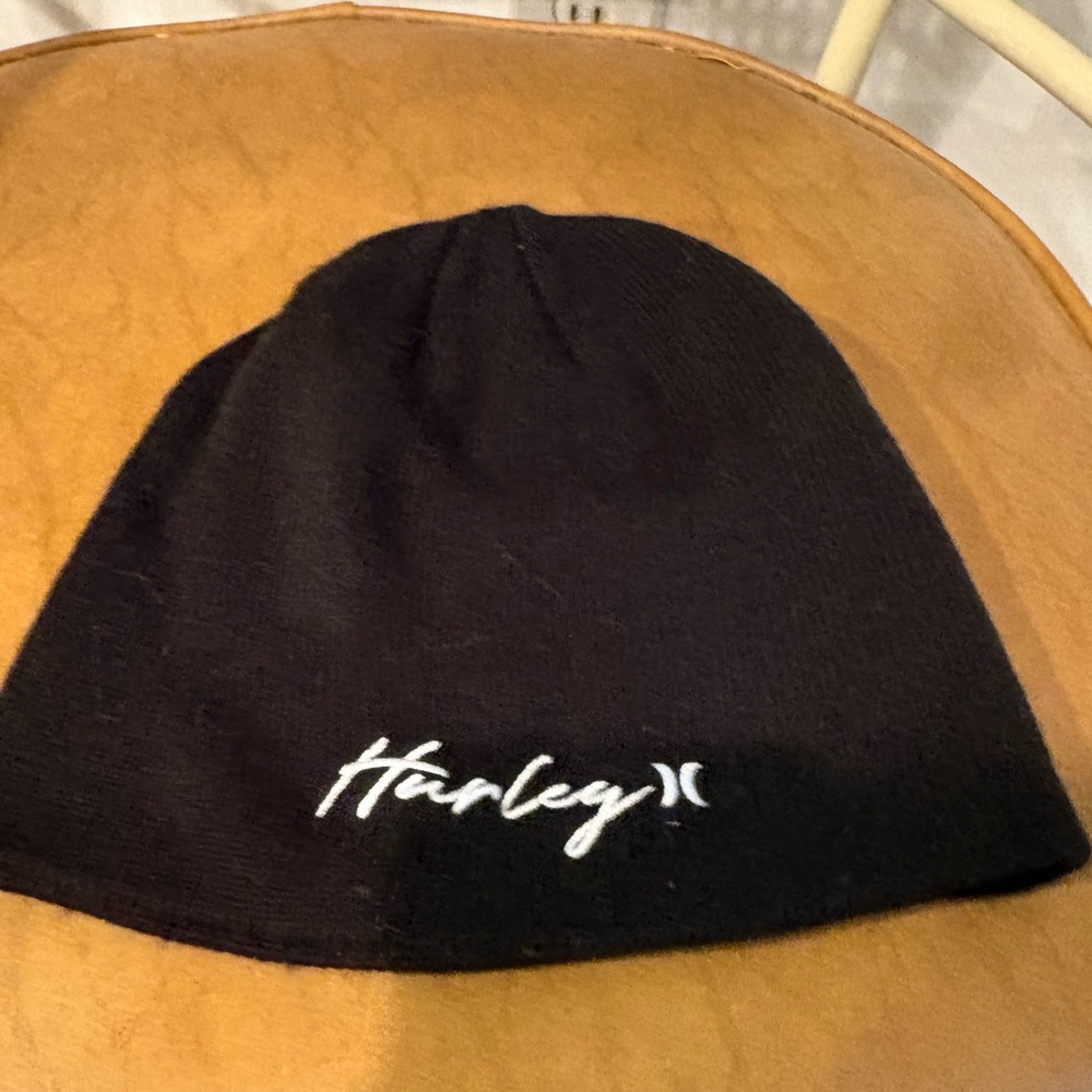 Hurley beanie. Black.